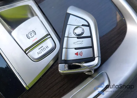 2020 BMW 740I из США, поврежденный, VIN WBA7T2C09LGL17622